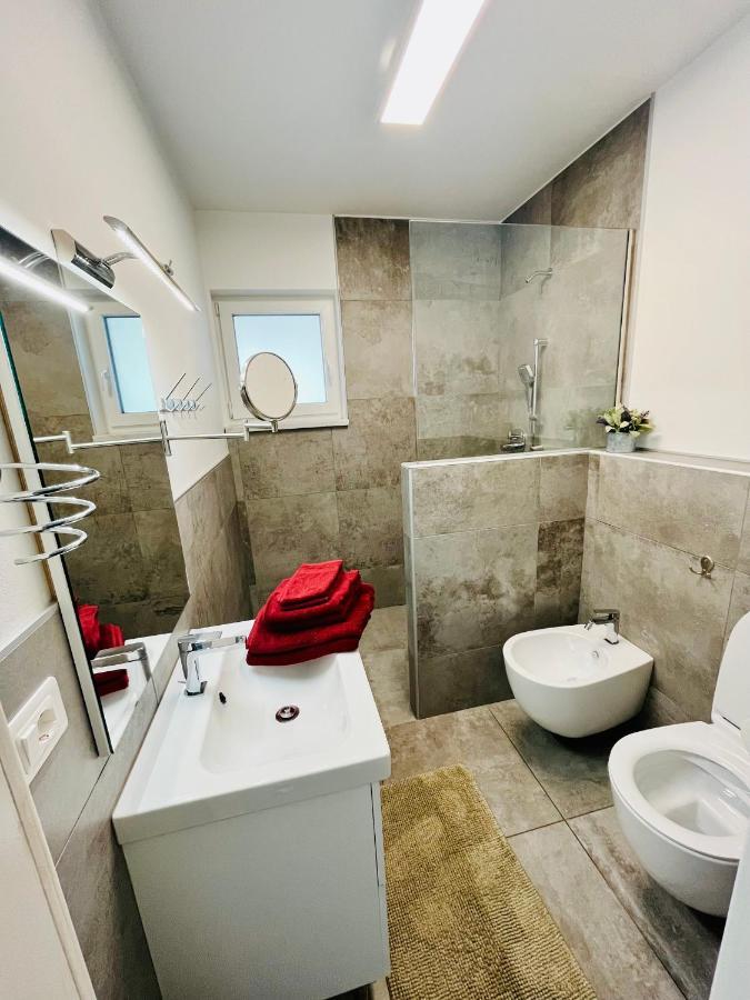Reizender Bungalow - Mit 120Qm - In Ruhiger Lage Гермагор Екстер'єр фото